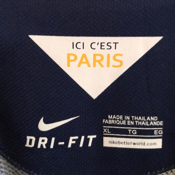 Paris Saint Germain Authentic Jersey - Picture 4 of 5
